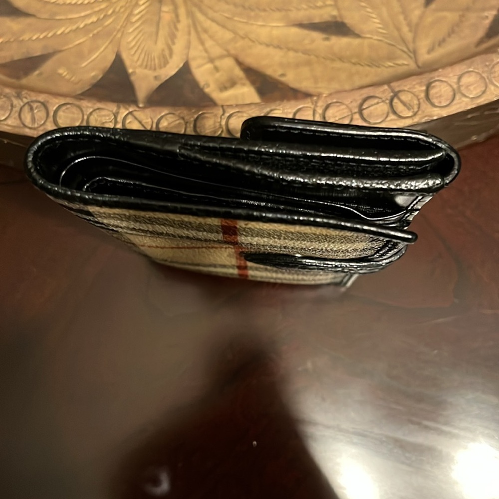 Burberry black leather trim canvas bifold wallet - Picture 5 of 13